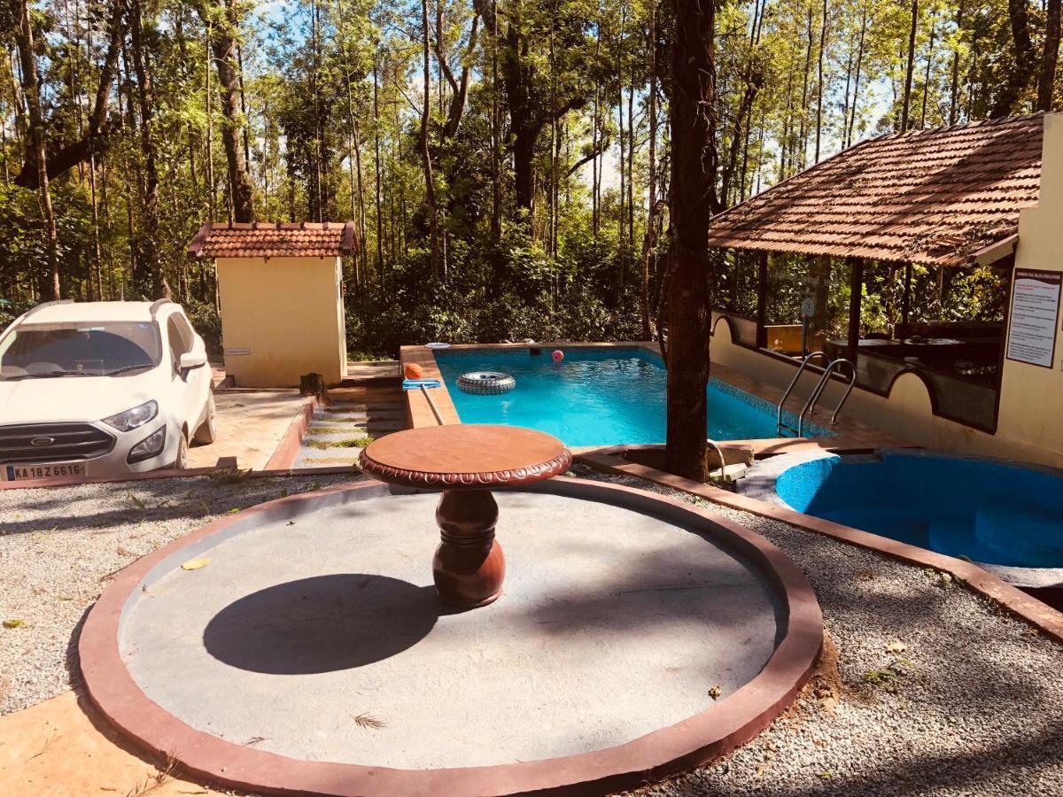 Silver Springs Homestay Chickmagalur Chikmagalur Exterior photo
