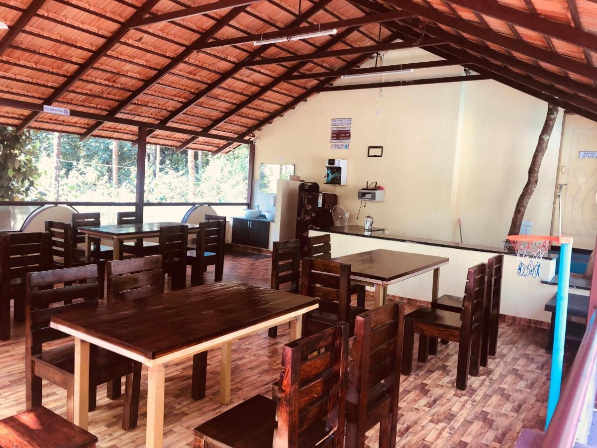 Silver Springs Homestay Chickmagalur Chikmagalur Exterior photo