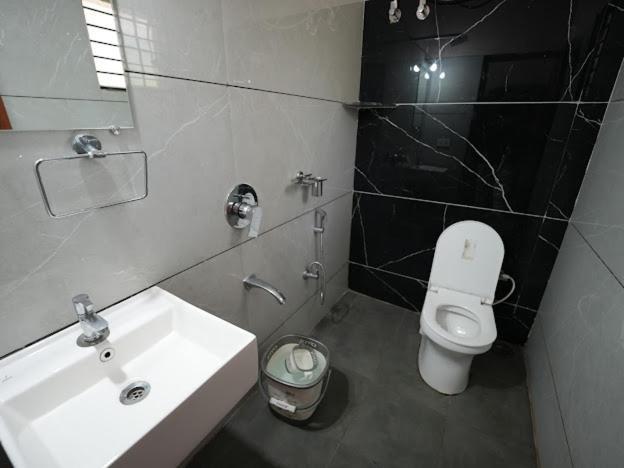 Silver Springs Homestay Chickmagalur Chikmagalur Exterior photo